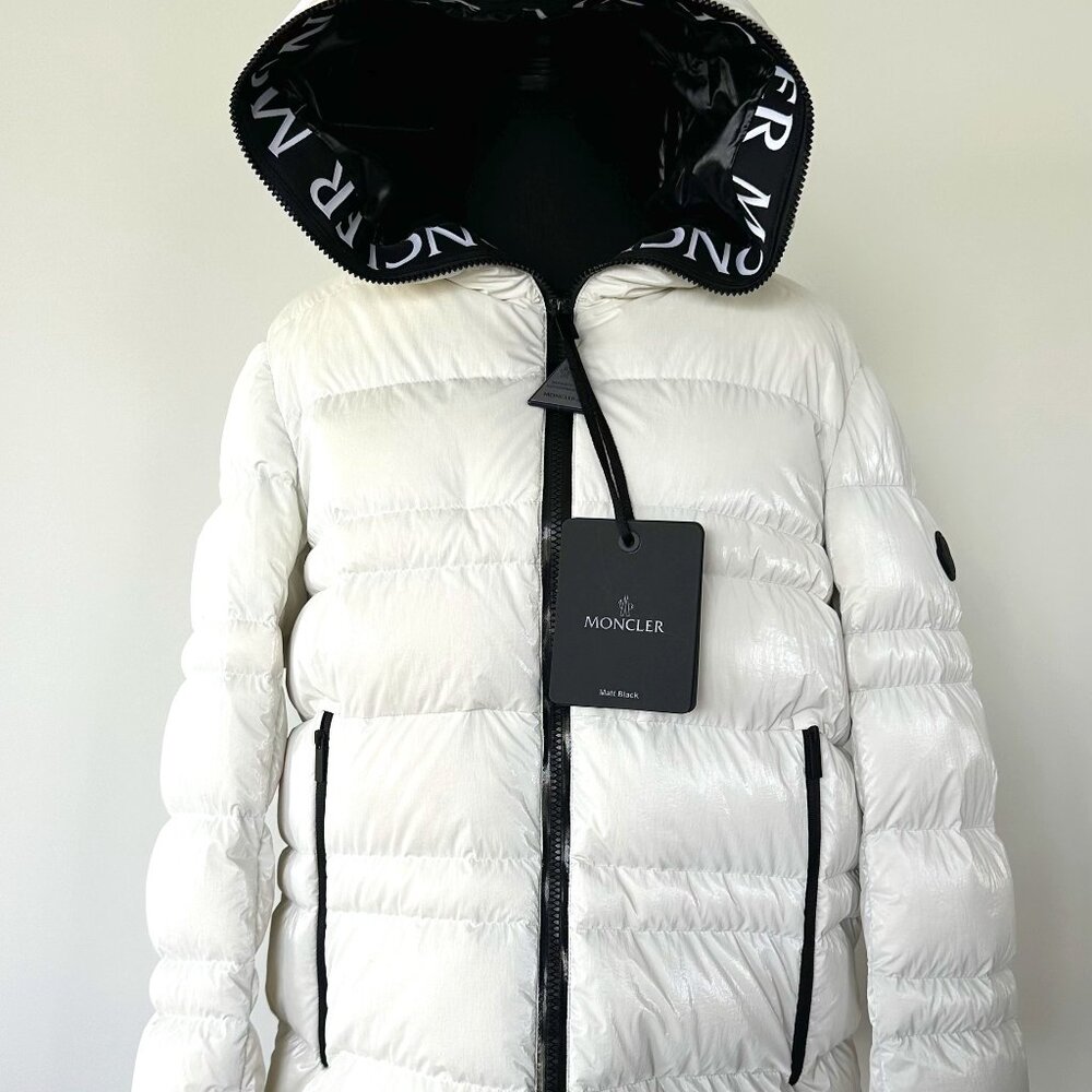 Moncler Short Down Jacket (NEW)
